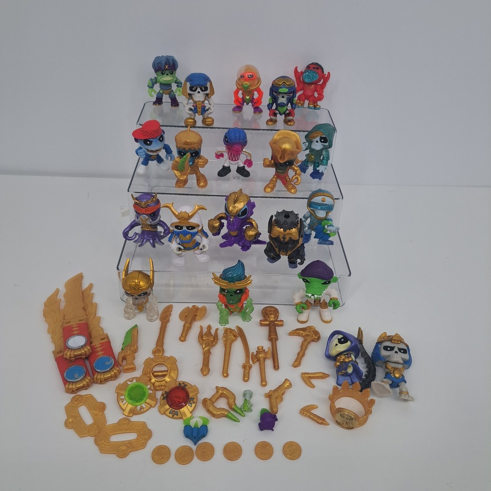 Moose Toys Treasure X Gold Figure Lot Mixed Series Mini Figures Accessories